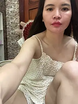 Snapshot of LiLi-Kirix99 chatting on 07.18.26 LiLi-Kirix99 online show from 07.18.26