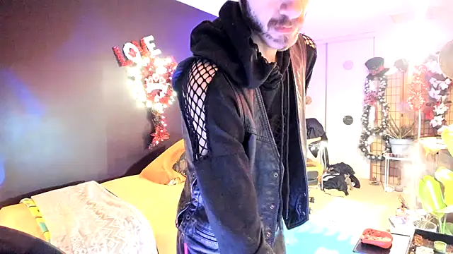 leatherz69 online show from 02.24.25