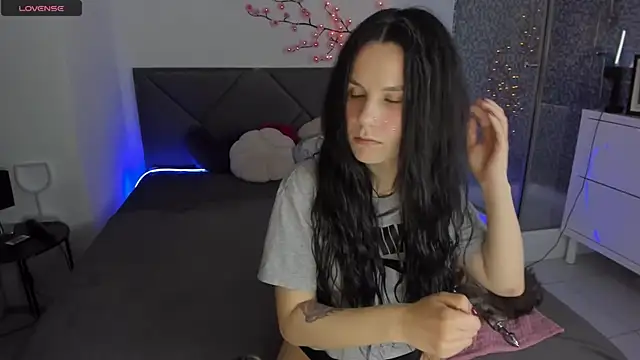 Snapshot of CassieEvans chatting on 05.06.26 CassieEvans online show from 05.06.26