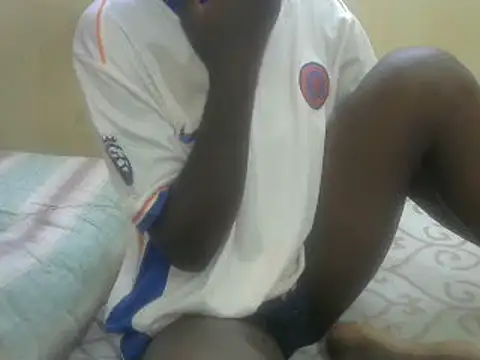 ebonyvalleria1 online show from 02.26.25