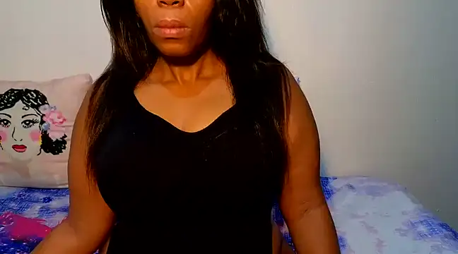 Snapshot of SexyFreaky_ chatting on 02.19.25 SexyFreaky online show from 02.19.25