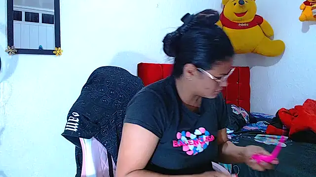 Snapshot of SweetAlmaa chatting on 12.14.24 SweetAlmaa online show from 12.14.24