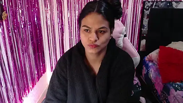 Snapshot of SweetAlmaa chatting on 06.01.26 SweetAlmaa online show from 06.01.26