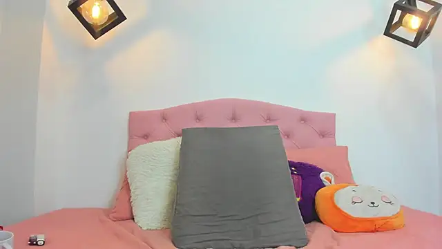 Ema Stone65 online show from 12.04.24