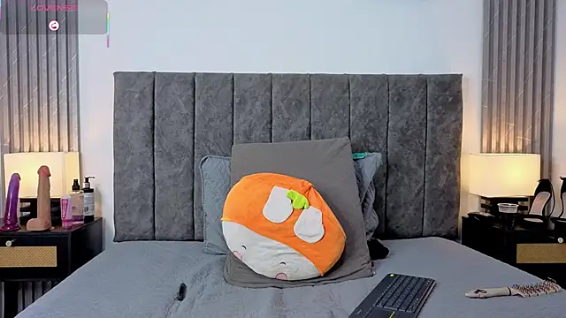 Ema Stone65 online show from 01.06.26