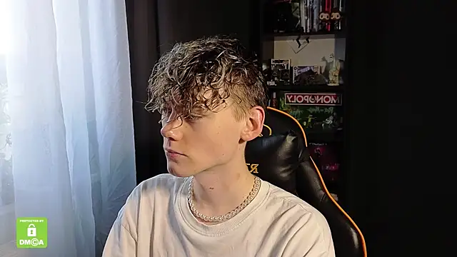 Keytaro online show from 12.15.25