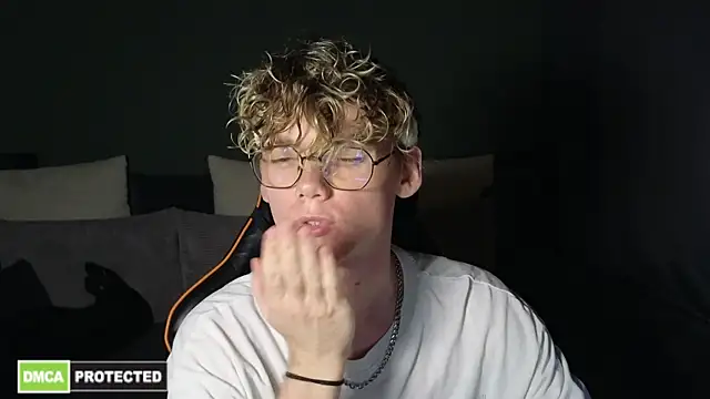 Keytaro online show from 04.14.26