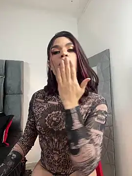 LucyGiraldo online show from 02.28.25