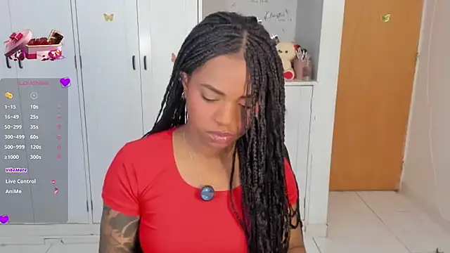 Snapshot of Marce_22 chatting on 02.18.26 Marce 22 online show from 02.18.26