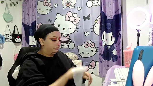 lussyevans24 online show from 11.26.25