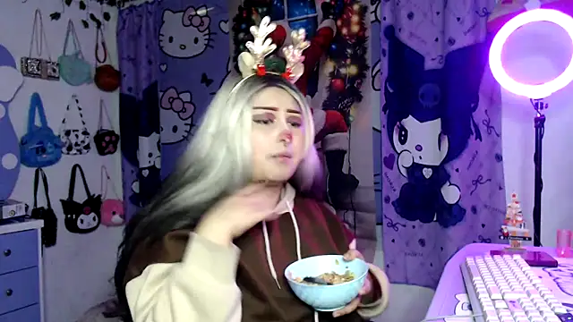 lussyevans24 online show from 12.16.25