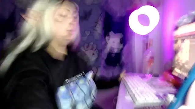 lussyevans24 online show from 01.14.26