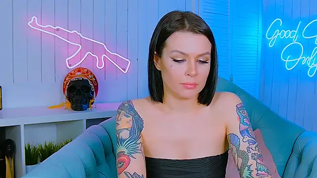 My toys pink online show from 02.19.25