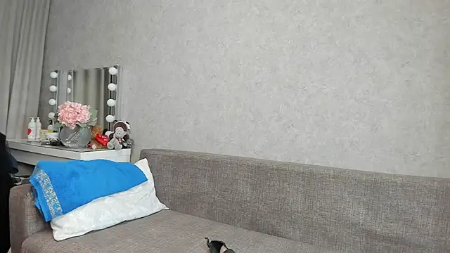 angelica marquise online show from 12.16.25