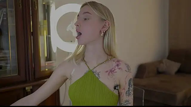 blondy room online show from 01.16.26