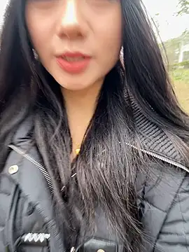 Snapshot of Asia-Melody chatting on 02.16.25 Asia-Melody online show from 02.16.25