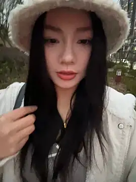 Snapshot of Asia-Melody chatting on 02.17.25 Asia-Melody online show from 02.17.25