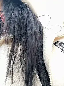 Snapshot of Asia-Melody chatting on 02.21.25 Asia-Melody online show from 02.21.25