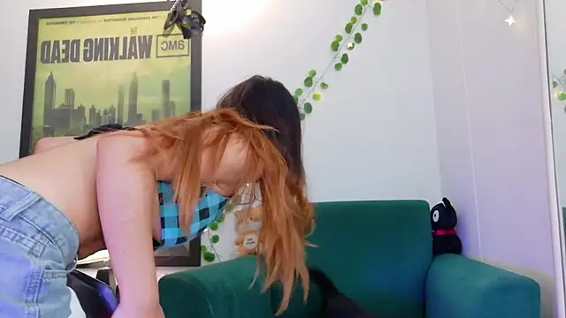 Snapshot of kittyzenn chatting on 06.24.26 kittyzenn online show from 06.24.26