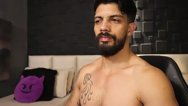 DannSaenz online show from 02.13.25