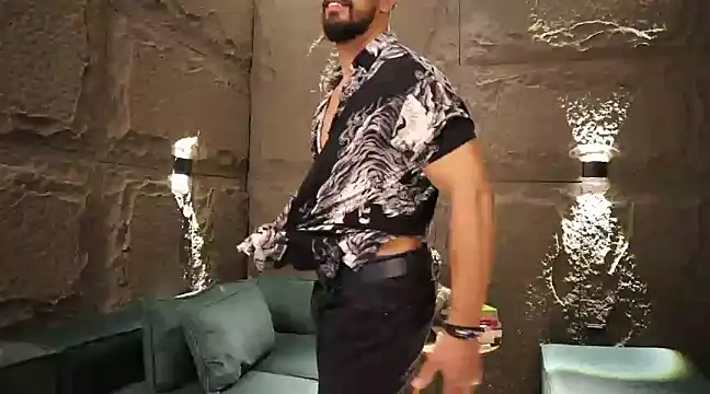 DannSaenz online show from 03.04.25