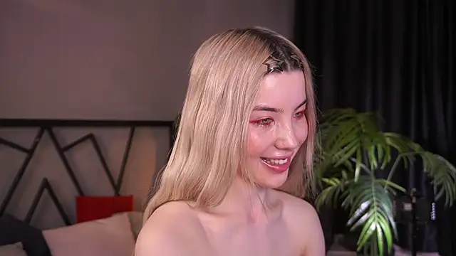 LindaThacker online show from 04.11.26