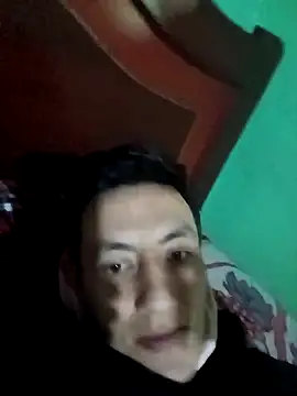 Snapshot of alexmoragomez chatting on 12.28.24 alexmoragomez online show from 12.28.24