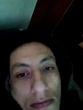 Snapshot of alexmoragomez chatting on 02.08.25 alexmoragomez online show from 02.08.25