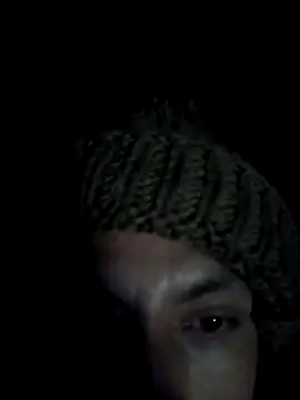 Snapshot of alexmoragomez chatting on 03.15.25 alexmoragomez online show from 03.15.25