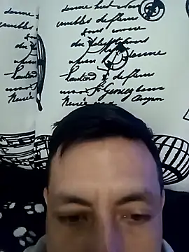 Snapshot of alexmoragomez chatting on 03.28.26 alexmoragomez online show from 03.28.26