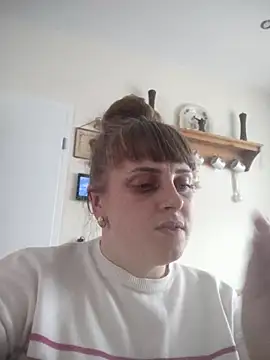 Snapshot of CoddessCrystal chatting on 02.16.26 CoddessCrystal online show from 02.16.26