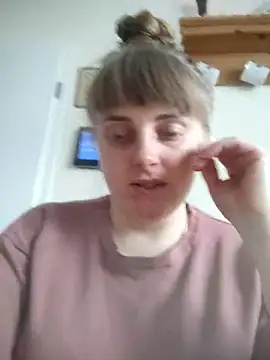 Snapshot of CoddessCrystal chatting on 03.31.26 CoddessCrystal online show from 03.31.26