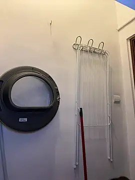 Snapshot of cara_mella chatting on 12.16.24 cara mella online show from 12.16.24