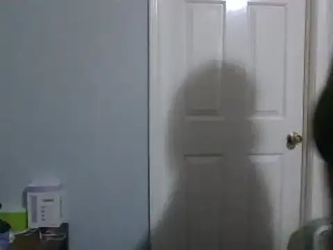 Snapshot of RoxiRedXXX chatting on 12.22.24 RoxiRedXXX online show from 12.22.24