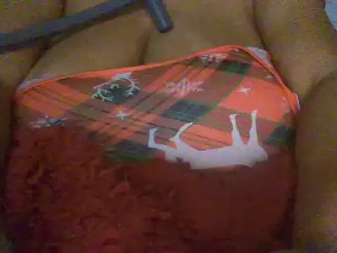 Snapshot of RoxiRedXXX chatting on 01.13.25 RoxiRedXXX online show from 01.13.25