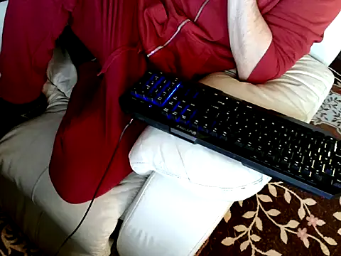 Snapshot of MrStraightDik chatting on 02.11.25 MrStraightDik online show from 02.11.25