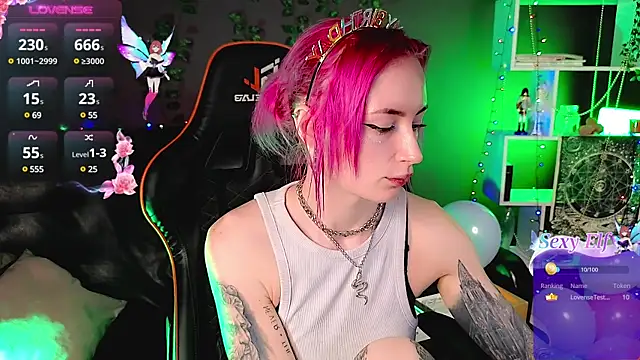  HelenCarter online show from 01.15.25