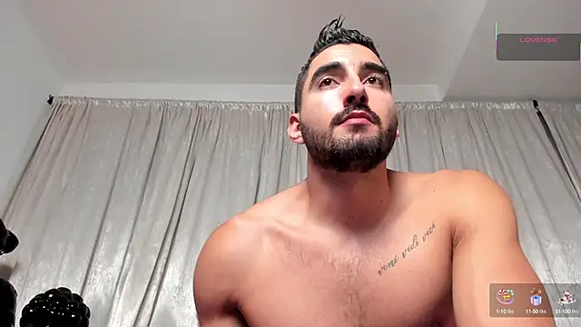Snapshot of Joao_Batista_Oficial chatting on 10.12.25 Joao Batista Oficial online show from 10.12.25