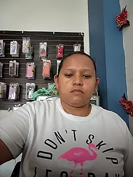 Snapshot of Chicapicante chatting on 04.15.26 Chicapicante online show from 04.15.26