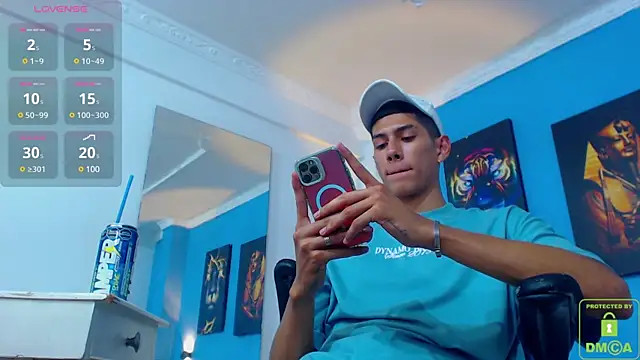 Snapshot of Valerio_20 chatting on 01.15.25 Valerio 20 online show from 01.15.25