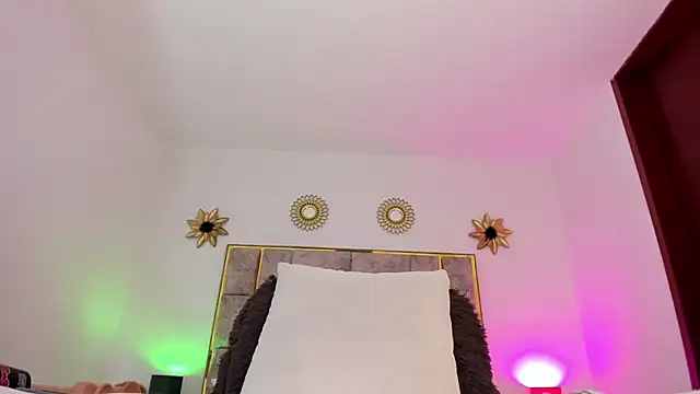 charylove11 online show from 01.31.25