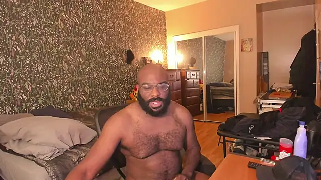 Snapshot of MrChuckDailyXXX chatting on 06.29.26 MrChuckDailyXXX online show from 06.29.26