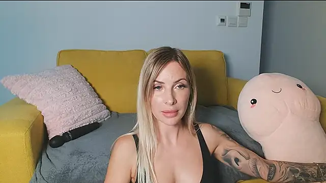 EileX official online show from 03.05.25