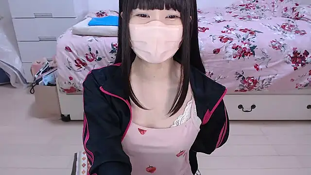 Snapshot of AMI___oO chatting on 11.03.25 AMI oO online show from 11.03.25