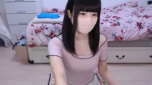 Snapshot of AMI___oO chatting on 11.08.25 AMI oO online show from 11.08.25