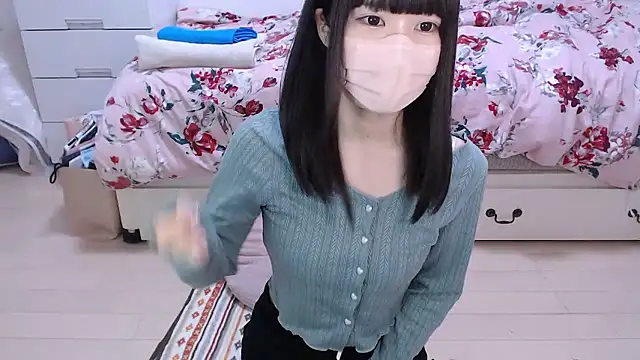 Snapshot of AMI___oO chatting on 11.09.25 AMI oO online show from 11.09.25