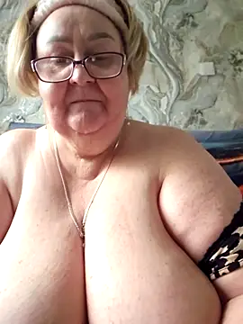 Awn290668 online show from 12.14.25