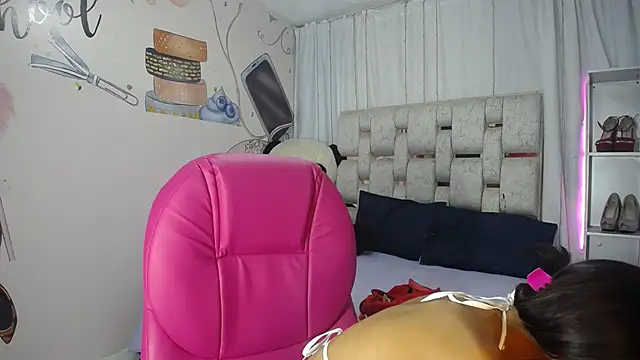 EMMA SWEETT1 online show from 10.06.25