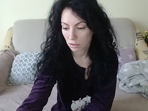 Snapshot of Emmatoo chatting on 02.15.26 Emmatoo online show from 02.15.26