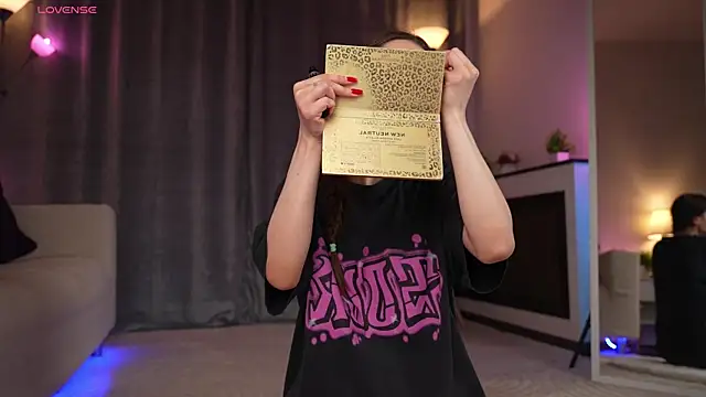 Amely Young online show from 04.05.26